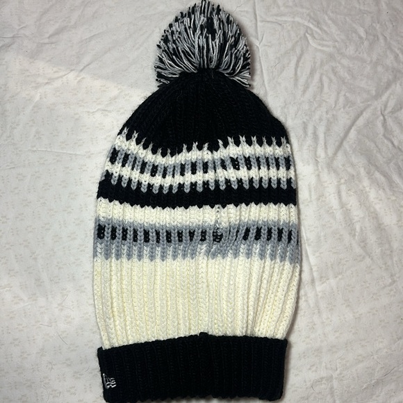 Raiders knit Beanie - Picture 2 of 2